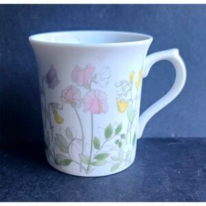 Shafford Tivoli Floral Porcelain Mug‎ 1985 Vintage Sweet Pea Pastel Flower White